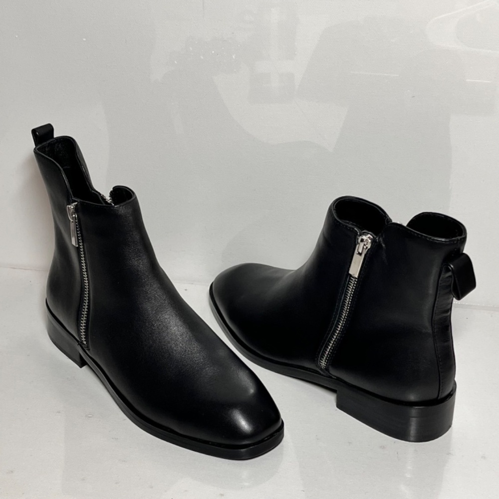 42 GOLD Yearling Leather Booties - Picture 3 of 7